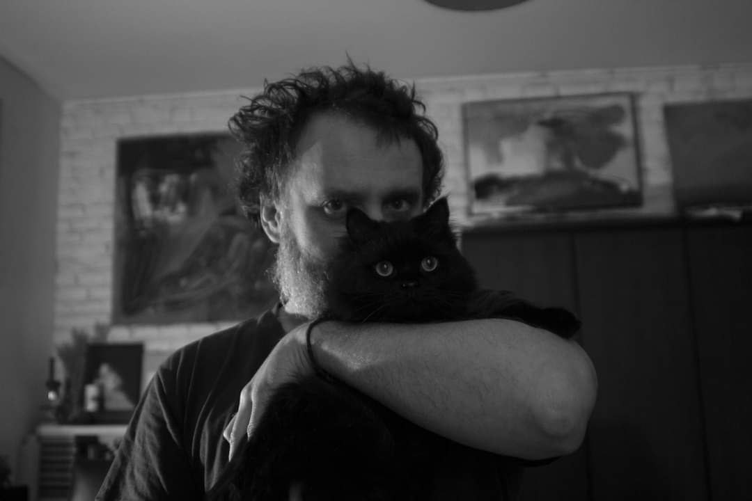 Портрет митця євген григор'єв, який працює у стилі художник (Lviv, Україна) Фото 1 з 2.