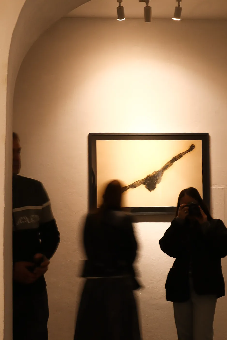 Фото до проєкту "Посмішка розіп'ятої людини" від євген григор'єв, проєкт типу Виставки, базується у Галерея "Світло" м. Львів, вул. Валова, буд. 19, створено у 05.02.2026 Фото 2 з 20.