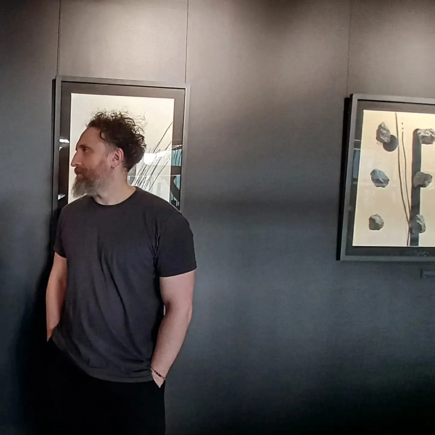 Фото до проєкту "Підмети і присудки" від євген григор'єв, проєкт типу Виставки, базується у Галерея  "Art point" м. Лвів, вул. Панаса Мирного, буд. 24, створено у 12.02.2026 Фото 1 з 21.